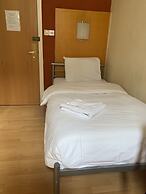 Berkeley Court Hotel