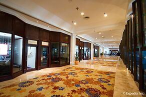 Waterfront Airport Hotel & Casino