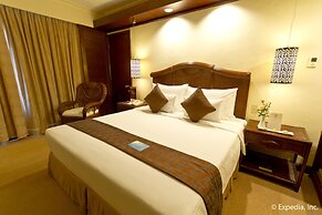 Waterfront Airport Hotel & Casino