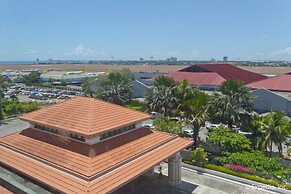 Waterfront Airport Hotel & Casino