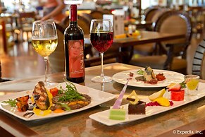 Waterfront Airport Hotel & Casino