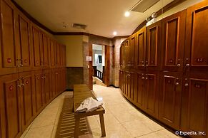 Waterfront Airport Hotel & Casino