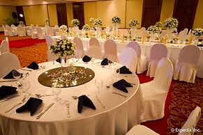 Waterfront Airport Hotel & Casino