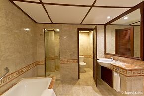 Waterfront Airport Hotel & Casino