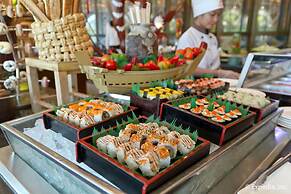 Waterfront Airport Hotel & Casino