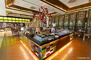 Waterfront Airport Hotel & Casino