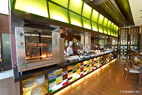 Waterfront Airport Hotel & Casino