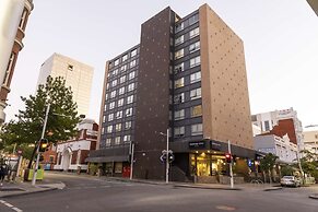 Pensione Hotel Perth