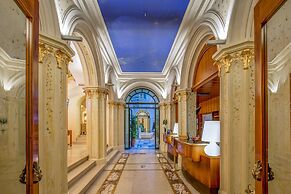 UNA HOTELS Empire Roma