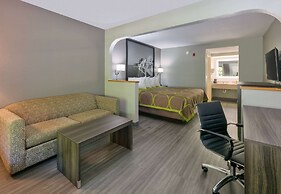 Super 8 by Wyndham Diberville Biloxi Area