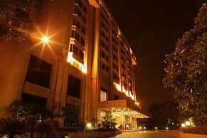 The Metropolitan Hotel and Spa New Delhi