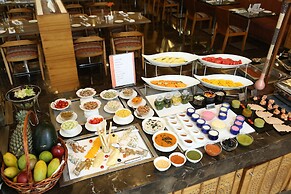 The Metropolitan Hotel and Spa New Delhi