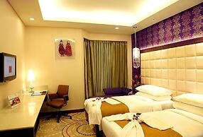 The Metropolitan Hotel and Spa New Delhi