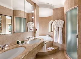 Chateau Saint-Martin & Spa