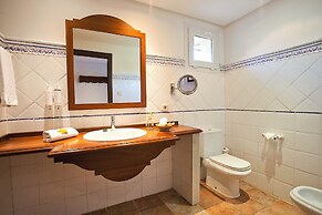 Hotel Cala Sant Vicenç - Adults Only + 16