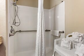 Comfort Inn & Suites Rochelle - DeKalb