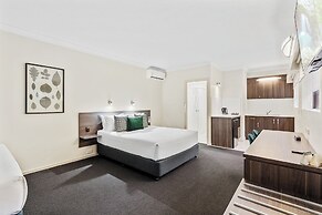 Quality Hotel Robertson Gardens
