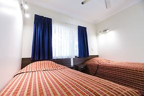 Quality Hotel Robertson Gardens