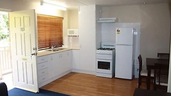 Quality Hotel Robertson Gardens