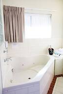 Quality Hotel Robertson Gardens