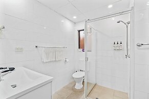Quality Hotel Robertson Gardens