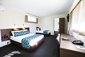 Quality Hotel Robertson Gardens