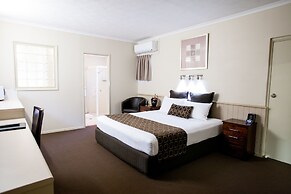 Quality Hotel Robertson Gardens