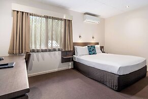 Quality Hotel Robertson Gardens