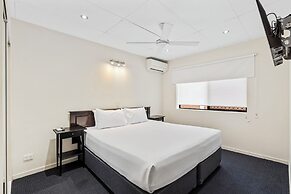 Quality Hotel Robertson Gardens