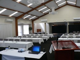 Quality Hotel Robertson Gardens