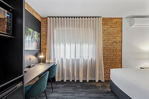 Quality Hotel Robertson Gardens