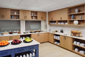 Hyatt Place across from Universal Orlando Resort