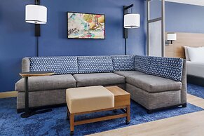 Hyatt Place across from Universal Orlando Resort