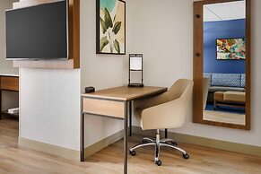 Hyatt Place across from Universal Orlando Resort