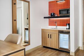 Hyatt Place across from Universal Orlando Resort