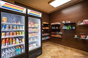 La Quinta Inn & Suites by Wyndham Eugene