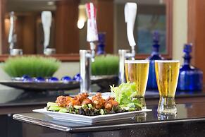 Hawthorn Extended Stay by Wyndham Naples