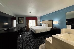 Baymont by Wyndham Litchfield