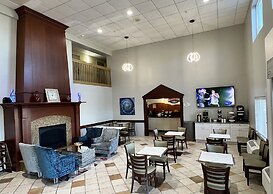 Baymont by Wyndham Litchfield