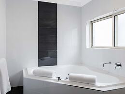 Mercure Goulburn