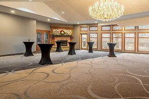 Riverview Inn & Suites, an Ascend Collection Hotel