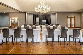 Riverview Inn & Suites, an Ascend Collection Hotel