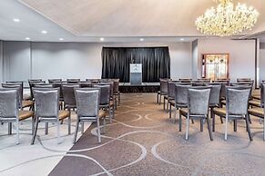 Riverview Inn & Suites, Ascend Hotel Collection