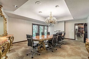 Riverview Inn & Suites, Ascend Hotel Collection