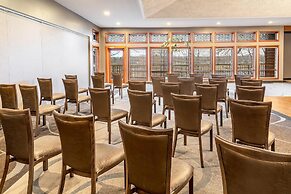 Riverview Inn & Suites, an Ascend Collection Hotel