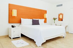Camino Real Zaashila Huatulco
