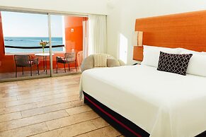 Camino Real Zaashila Huatulco