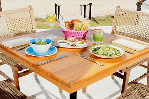 Camino Real Zaashila Huatulco