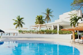 Camino Real Zaashila Huatulco