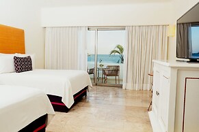 Camino Real Zaashila Huatulco